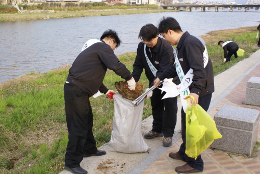 전남도시가스, 동천 정화활동