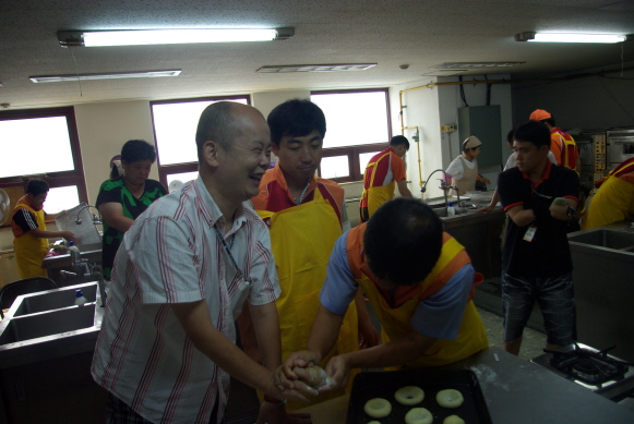 영남ES, ‘빵 만들기’ 봉사활동